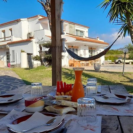 ארזח'ינה Villa Rosa In Surrau מראה חיצוני תמונה