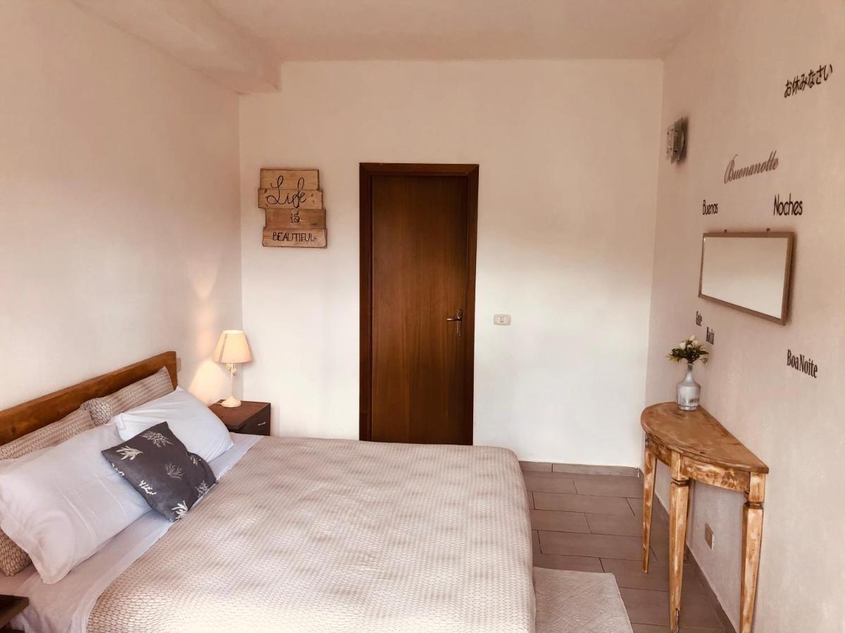 ארזח'ינה Villa Rosa In Surrau מראה חיצוני תמונה