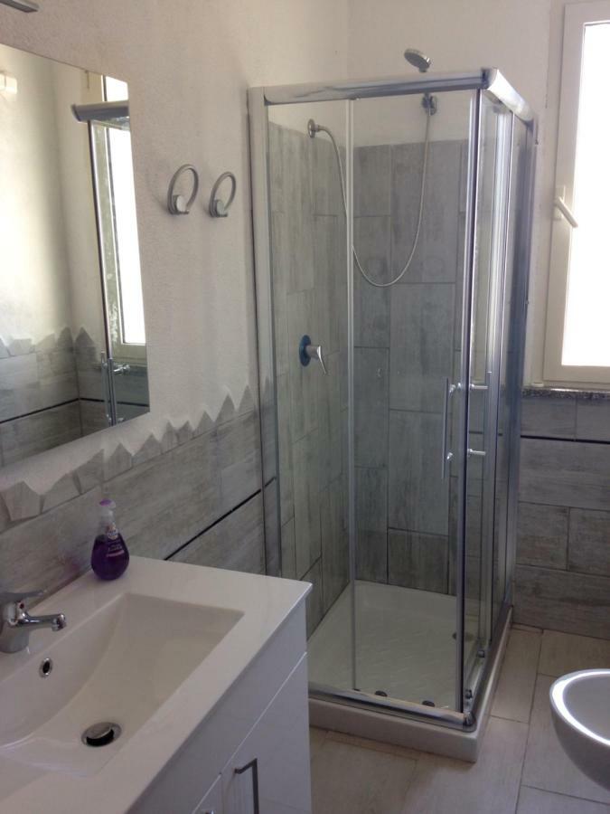ארזח'ינה Villa Rosa In Surrau מראה חיצוני תמונה